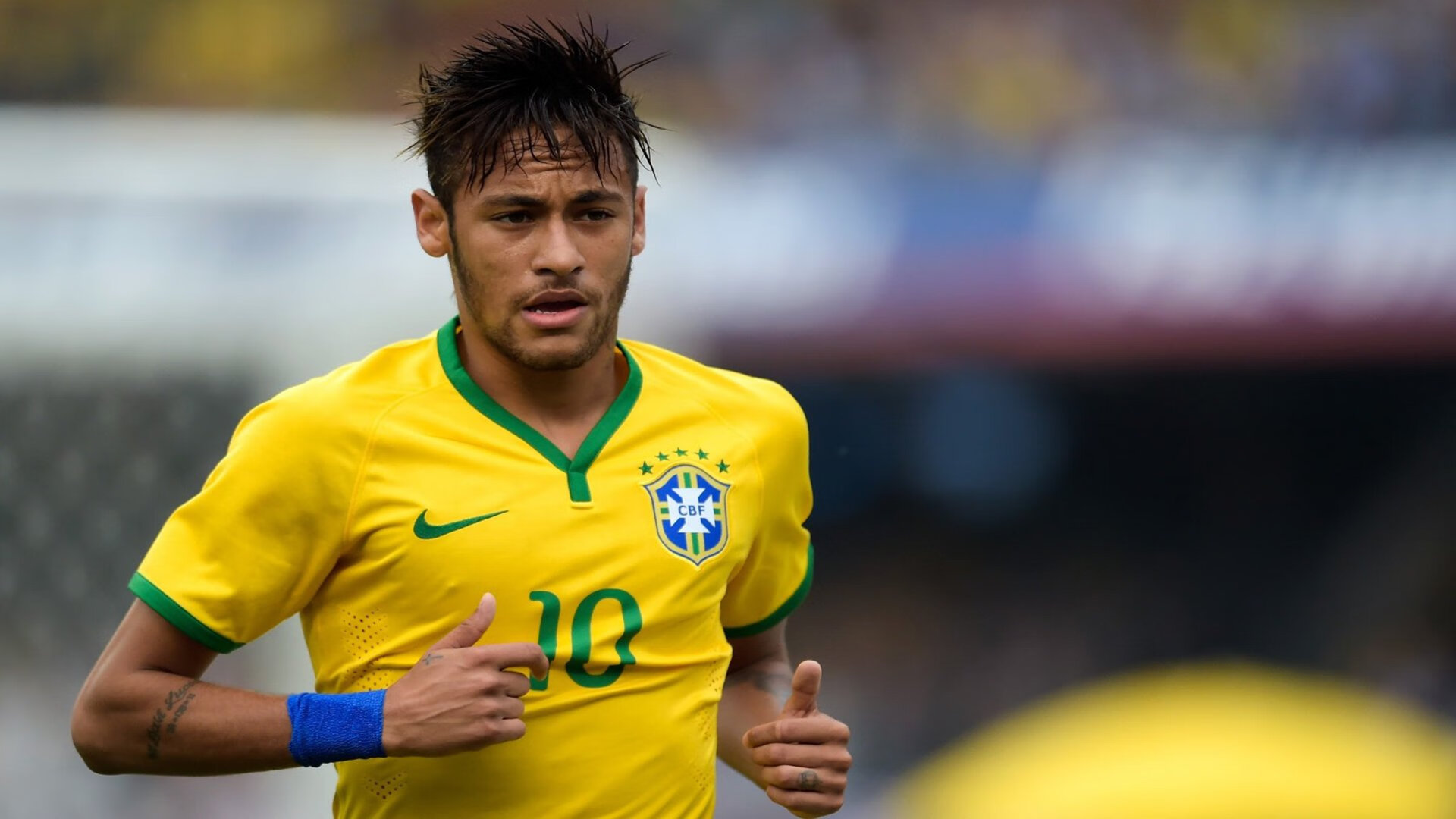 中超裁判队伍专业化进程加速，中超裁判水平