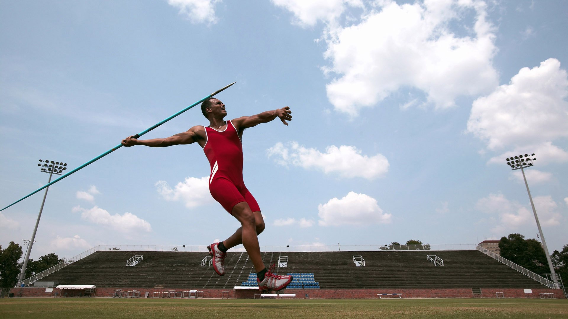 女子篮球国际邀请赛中国队荣获冠军，国家女子篮球比赛